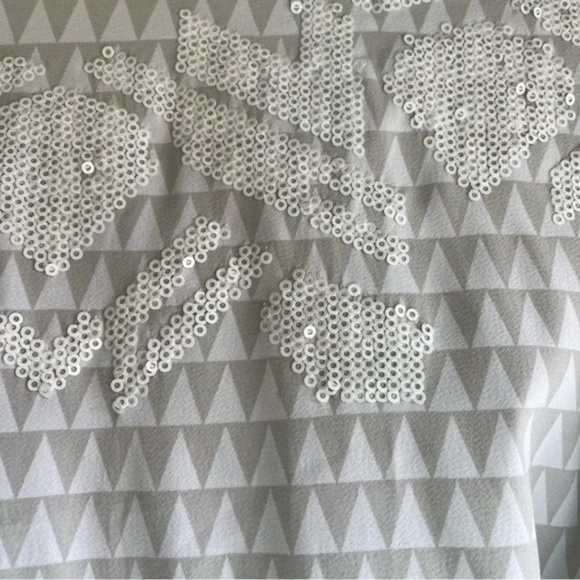 Armani Exchange | Gray Geometric Sequined Cap Sleeve Sheath Mini Dress, Size 0 - Picture 3 of 8